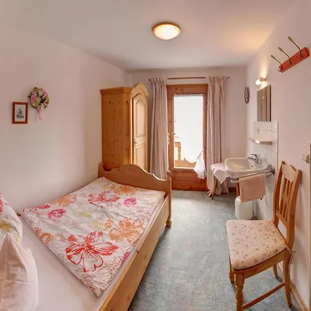 Maurer Hof Apartman *